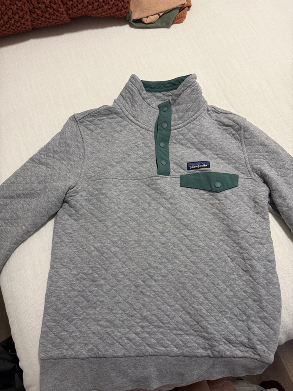 Patagonia Quilted Pullover - Gray with Green Accents